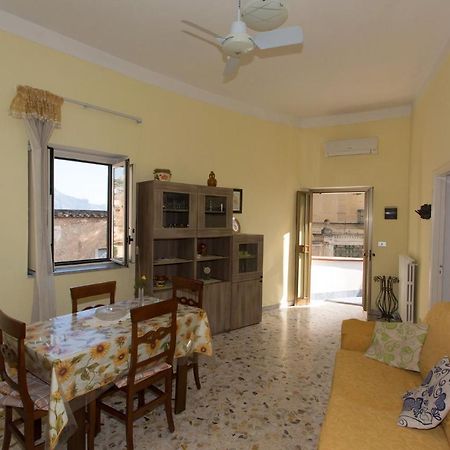 Appartamento House Sun And Moon Amalfi Esterno foto